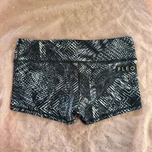 Fleo shorts